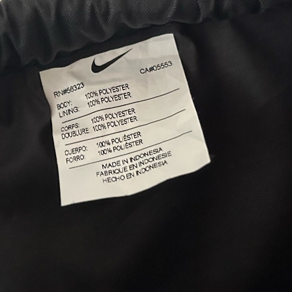 Nike Black White lightweight Training Gym Sack backpack - Picture 4 of 7